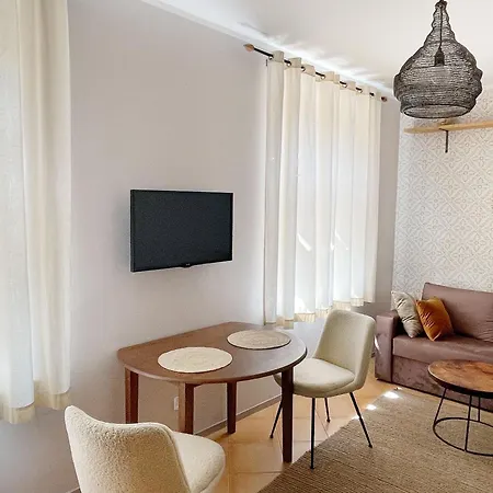 דירה Rannalovi With Private Entrance Near Playground פארנו